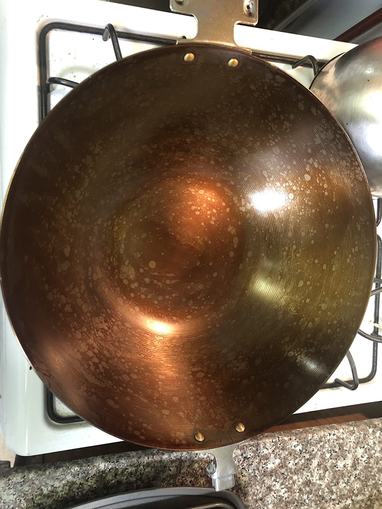 JOYCE CHEN Professional Series 14-Inch Carbon Steel Wok with Phenolic Handles customer photo 1