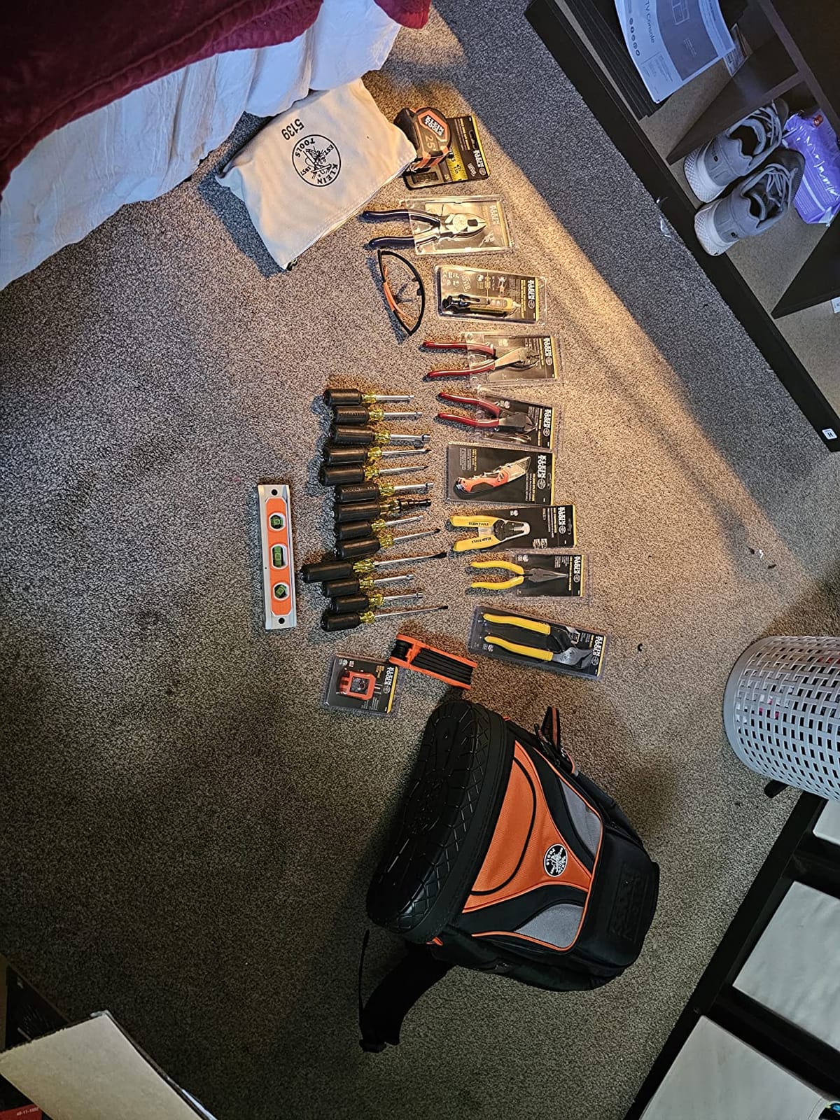 Klein Tools 80028 Hand Tools Kit includes Pliers, Screwdrivers, Nut Drivers, Backpack, and More Jobsite Tools, 28-Piece customer photo 1