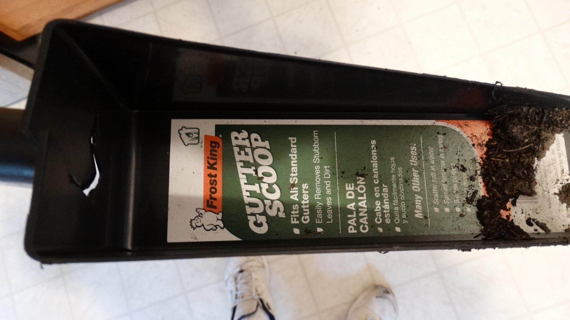 Frost King Gutter Scoop, Black customer photo 2