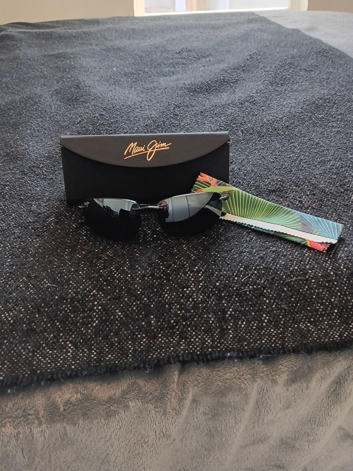 Maui Jim Polarized Men's and Women's Hookipa Rectangular Sunglasses customer photo 1