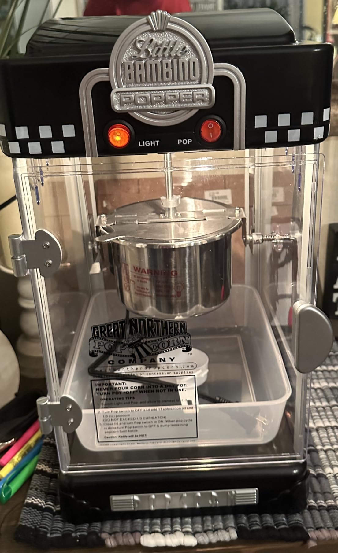 Great Northern Popcorn Company Little Bambino 2-1/2 Ounce Retro Style Popcorn Popper Machine, Red customer photo 1