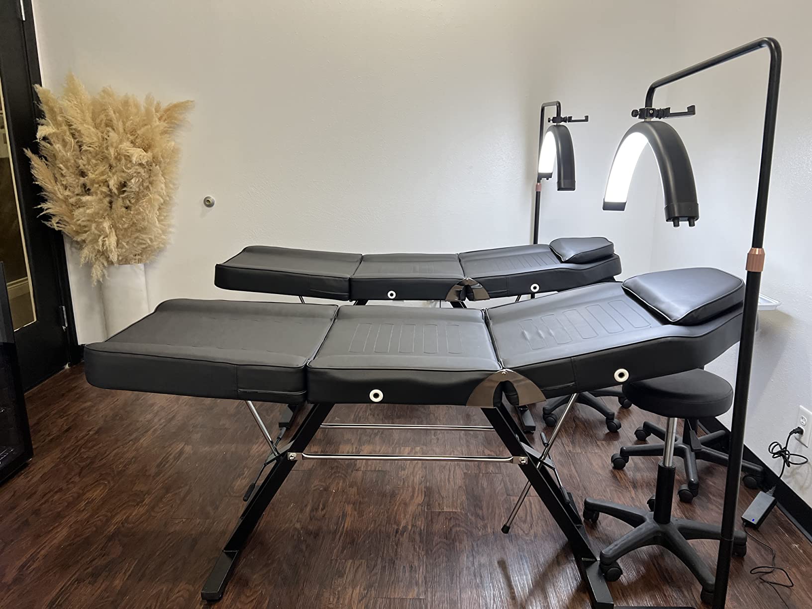 Best Choice Products 71in 3-Section Multipurpose Massage Bed, Spa & Salon Facial, Tattoo Chair w/Hydraulic Stool, Removable Headrest, Facial Cradle, Towel Hanger - Black customer photo 1