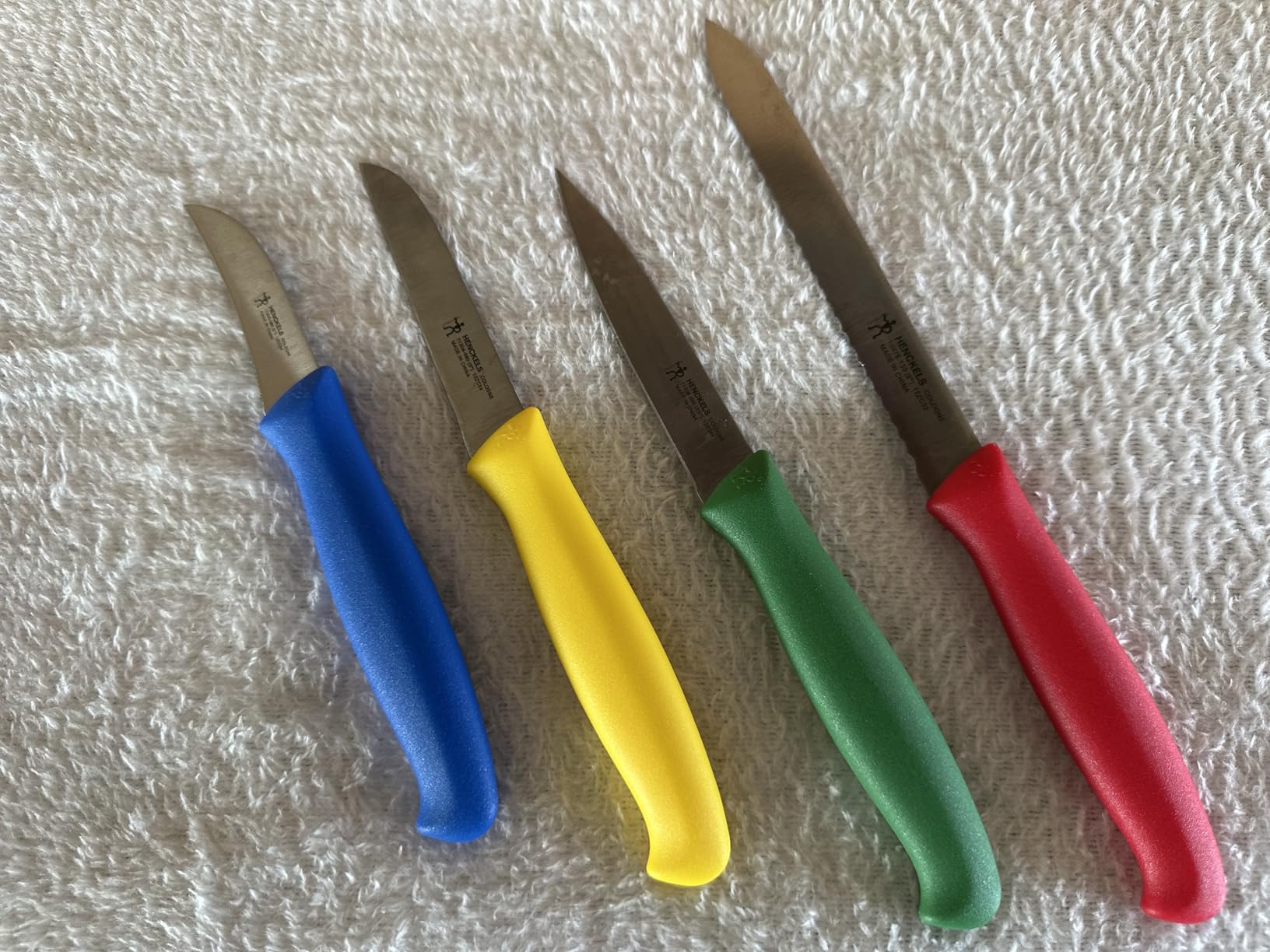 HENCKELS 4 Piece Paring Knife Set | German Engineered, Dishwasher Safe, Ideal for Peeling, Coring, Slicing and Trimming customer photo 2