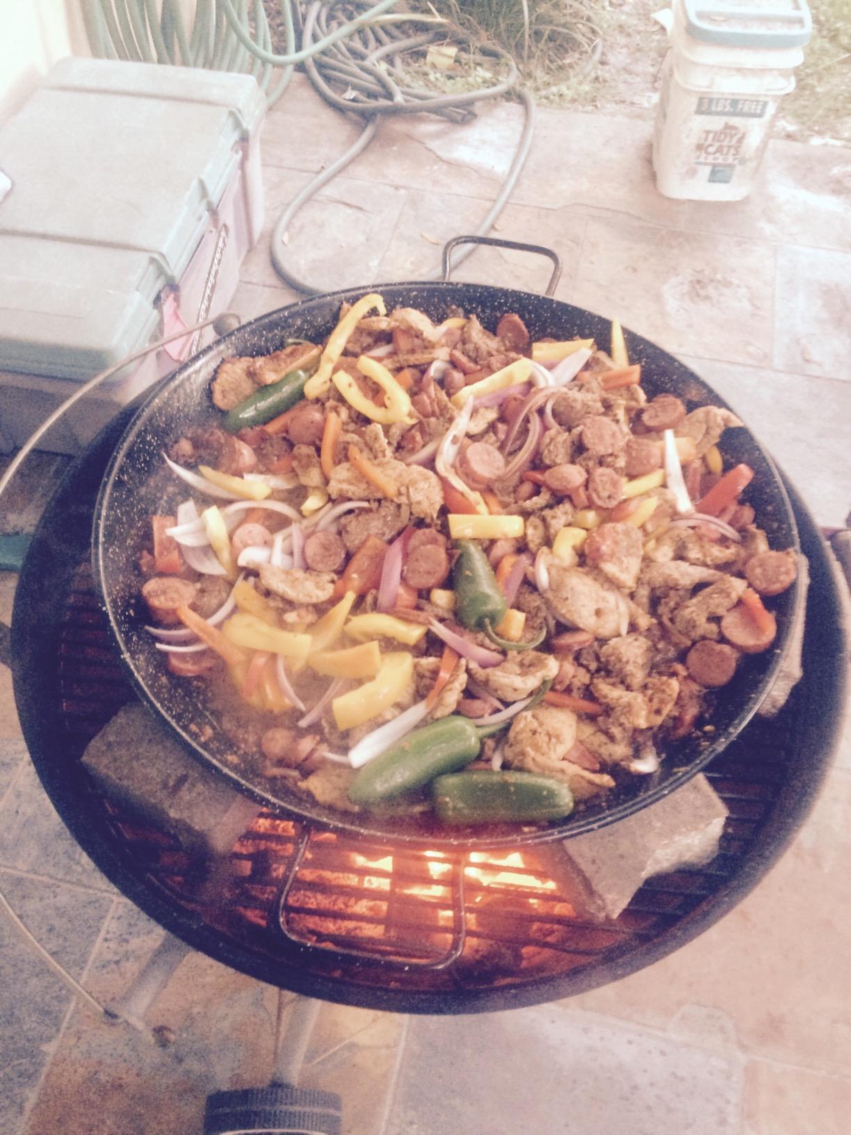 Garcima 18-Inch Enameled Steel Paella Pan, 46cm customer photo 2