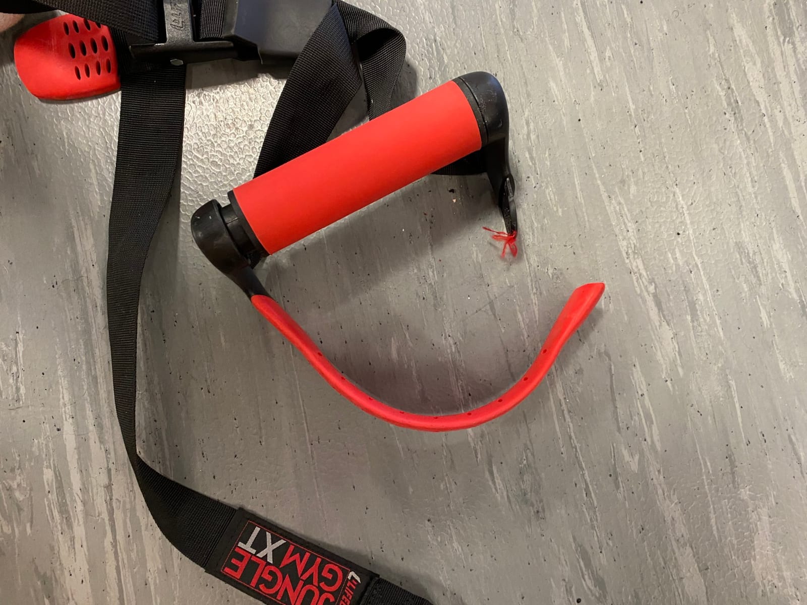 Lifeline Jungle Gym XT Body Weight Suspension Trainer System - Patented Split Anchor, Full-Body Workout, Lightweight Home Suspension Training Kit for Home Gym, Workout Equipment customer photo 1