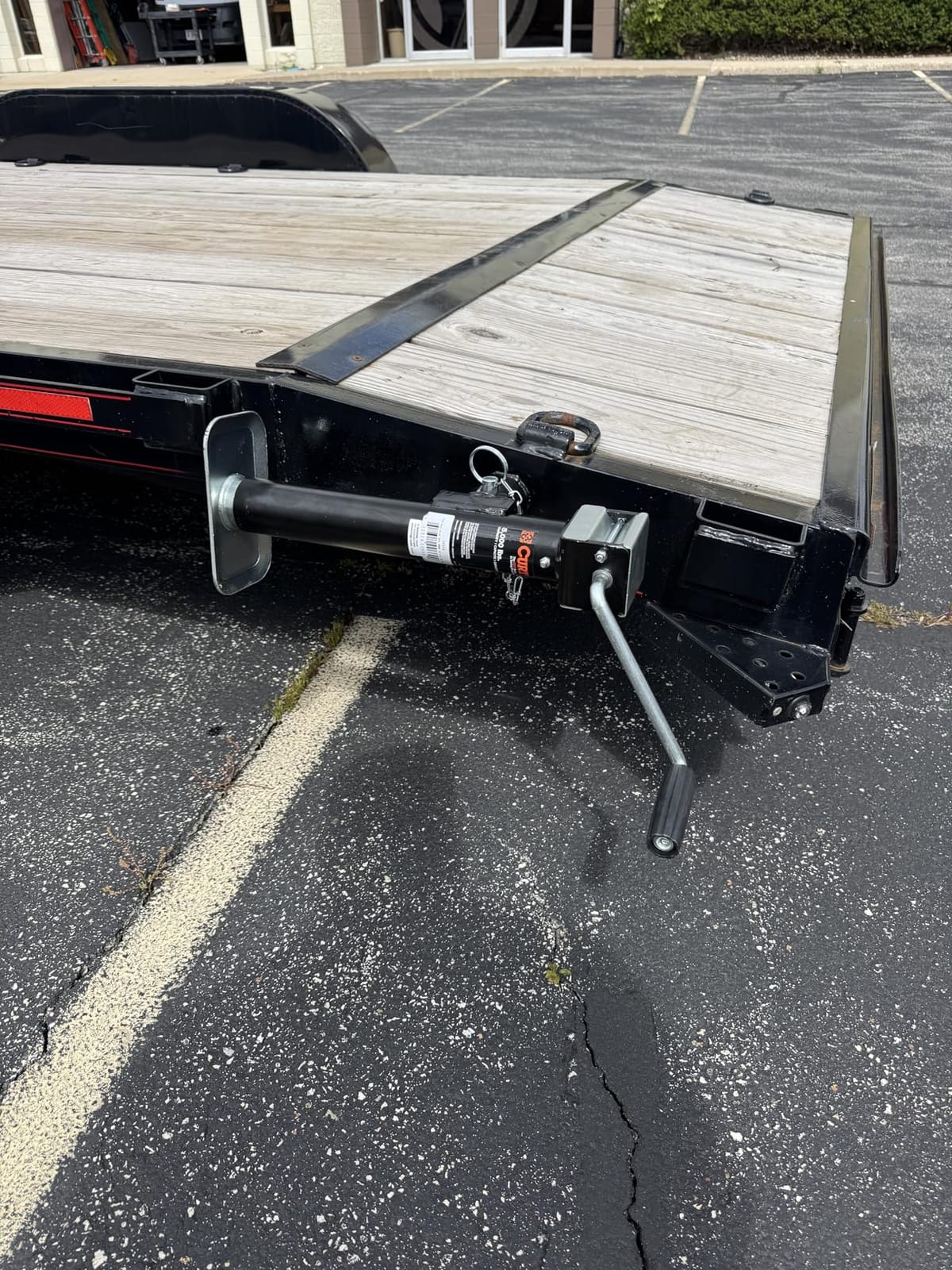 CURT 28354 Weld-On Pipe-Mount Swivel Trailer Jack, 5,000 lbs., 10 Inches Vertical Travel customer photo 1