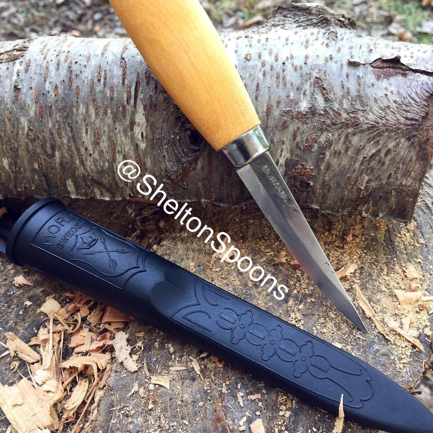 Morakniv Wood Carving Knife 106 with Laminated Steel Blade, 3.2-Inch customer photo 1