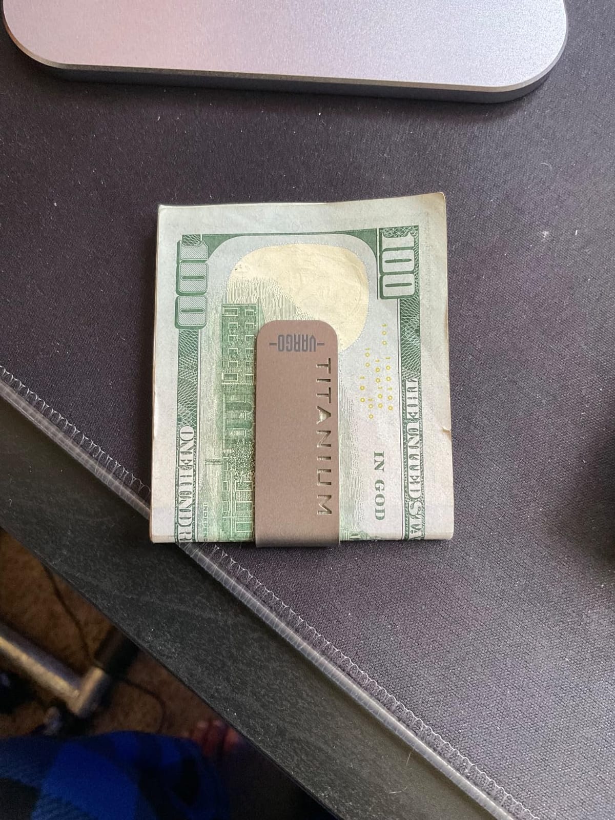 Vargo Titanium Money Clip | Ultralight 7 Grams (0.3 oz.) | Minimalist EDC Wallet - Model T-428 customer photo 1