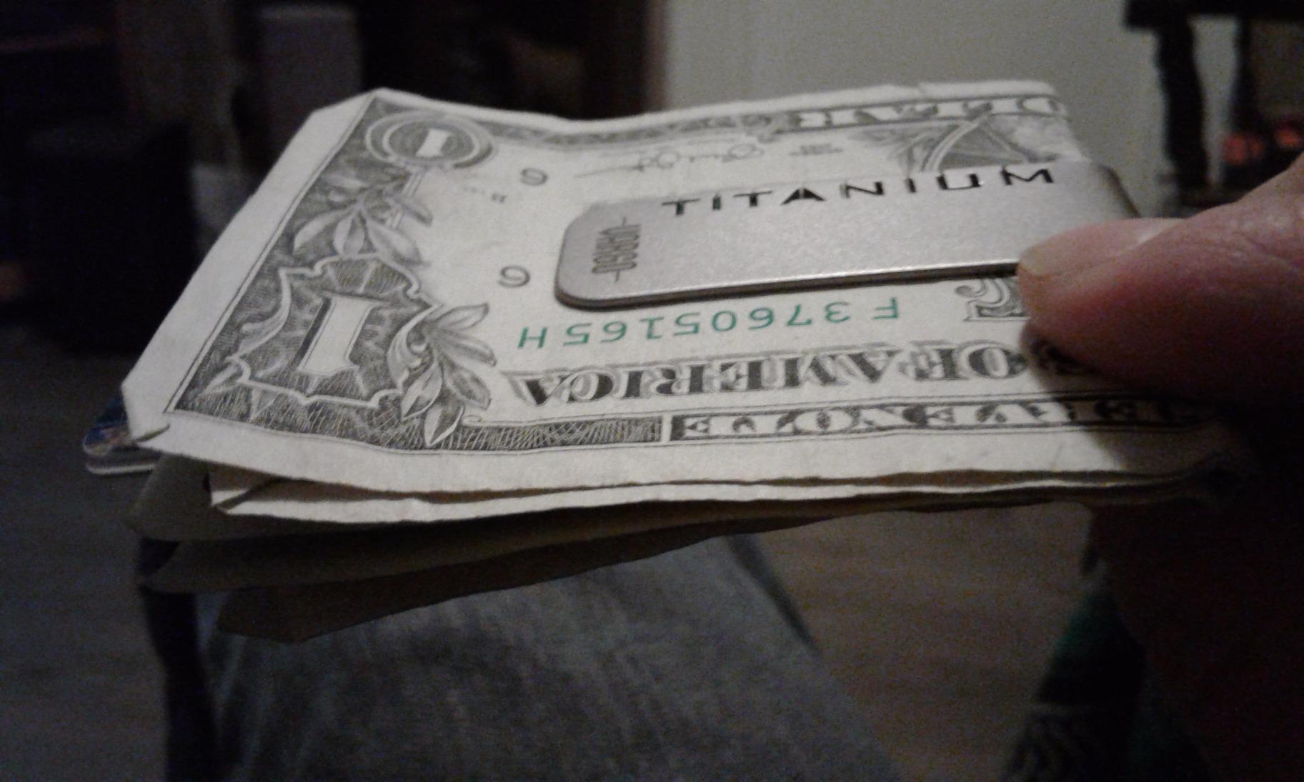Vargo Titanium Money Clip | Ultralight 7 Grams (0.3 oz.) | Minimalist EDC Wallet - Model T-428 customer photo 2