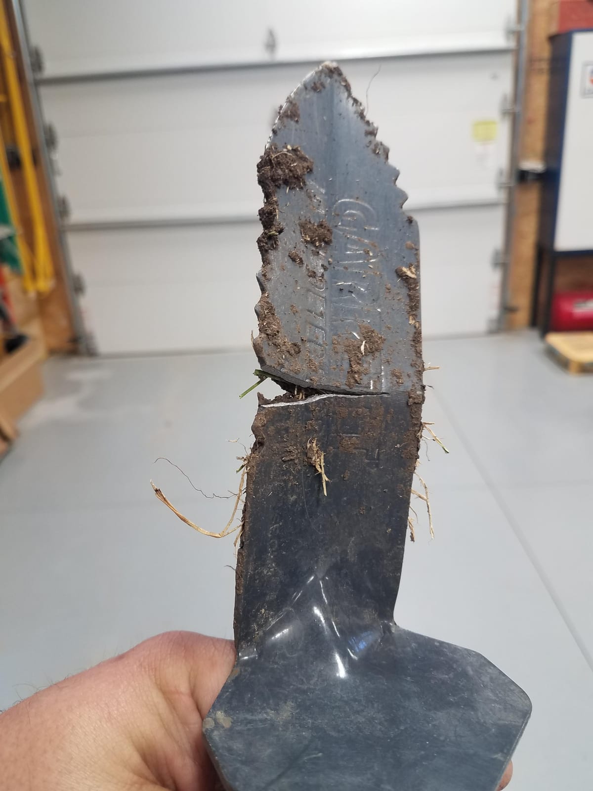 Garrett Edge Digger with Sheath, 7.5 inches, Black customer photo 1