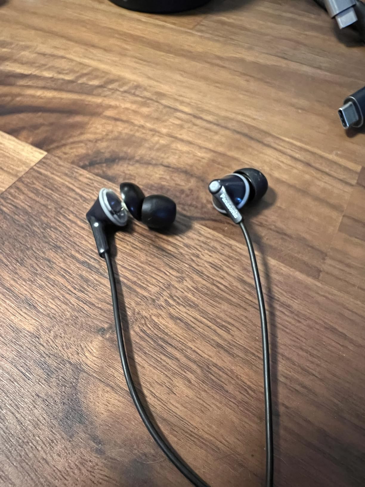 PANASONIC ErgoFit Earbud Headphones with Microphone and Call Controller Compatible with iPhone, Android and Blackberry - RP-TCM125-K - In-Ear (Black), Earpads S/M/L customer photo 1
