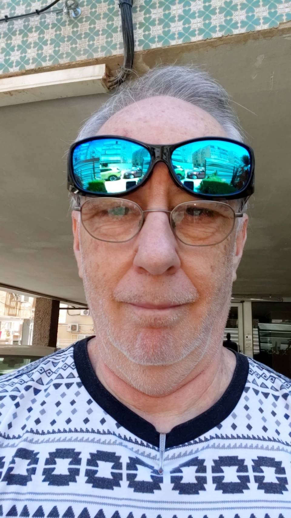 HD Polarized Sunglasses That Fit Over Glasses for Men Women 8953 customer photo 1