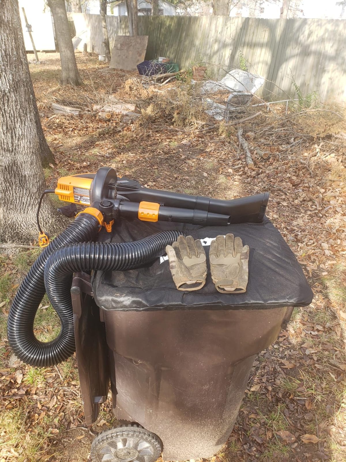 WORX Trivac 3 in 1 Electric Leaf Blower for Lawn Care, Leaf Vacuum with 350 CFM & 210 MPH, Leaf Mulcher with Metal Impeller, WG509 customer photo 2