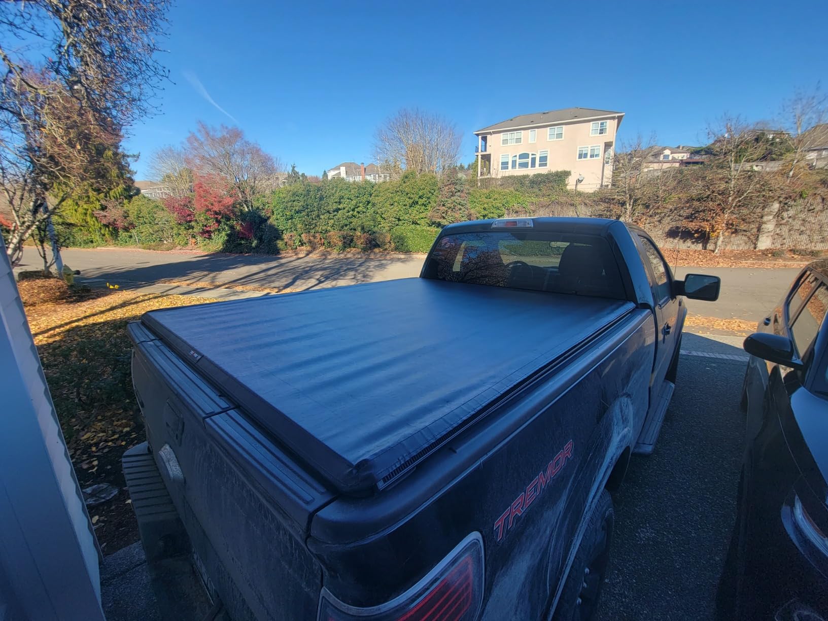 RealTruck TruXedo TruXport Soft Roll Up Truck Bed Tonneau Cover | 297701 | Fits 2015-2026 Ford F-150 5' 7
