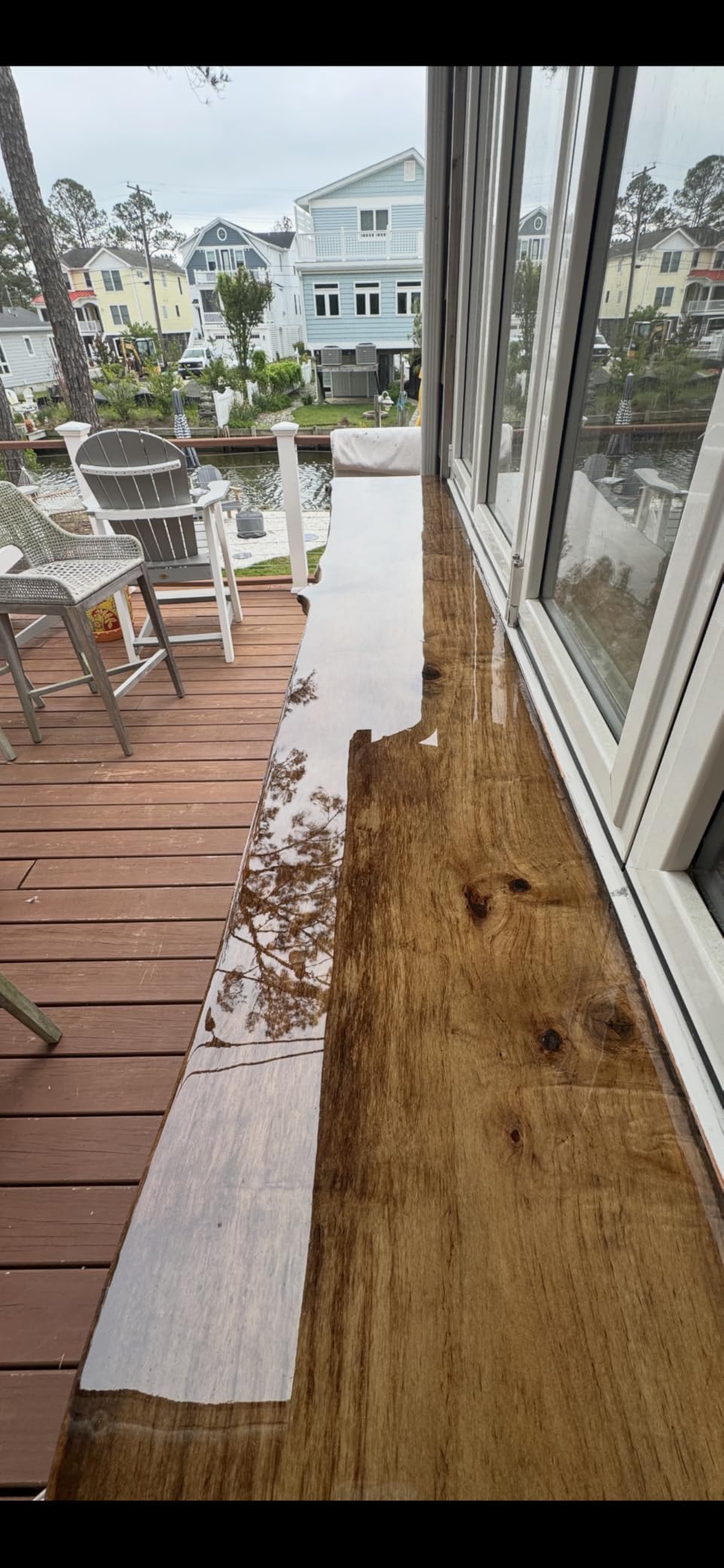 TotalBoat Table Top Epoxy Resin Kit - 1 Gallon Crystal Clear Epoxy with High Gloss & UV-Resistance - Easy 1:1 Ratio for Bar and Table Coating, Woodworking, and Resin Art Casting customer photo 2