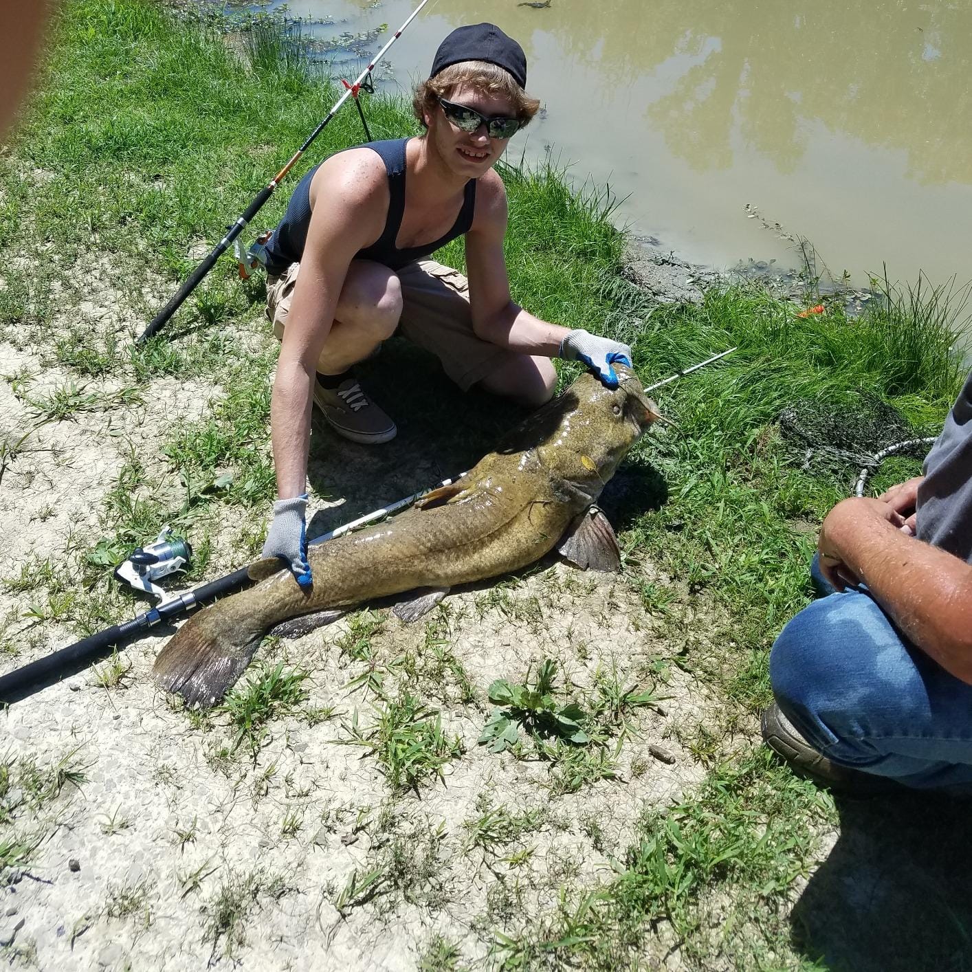 Ugly Stik 7' Catfish Spinning Fishing Rod and Reel Catfish Combo, Ugly Tech Construction with Clear Tip Design, 7' 2-Piece Moderate Fast Action Rod customer photo 1