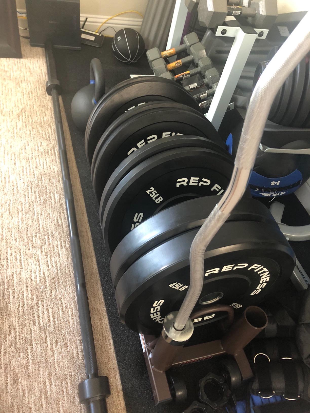 REP Fitness Rubber Bumper Plates, 5Lb to 370 lb Set Pairs, Olympic Standard Weights, Shock Absorbing Low Bounce Design, For Home Gyms, Fitness Centers, Strength Workouts, Barbell Use customer photo 2