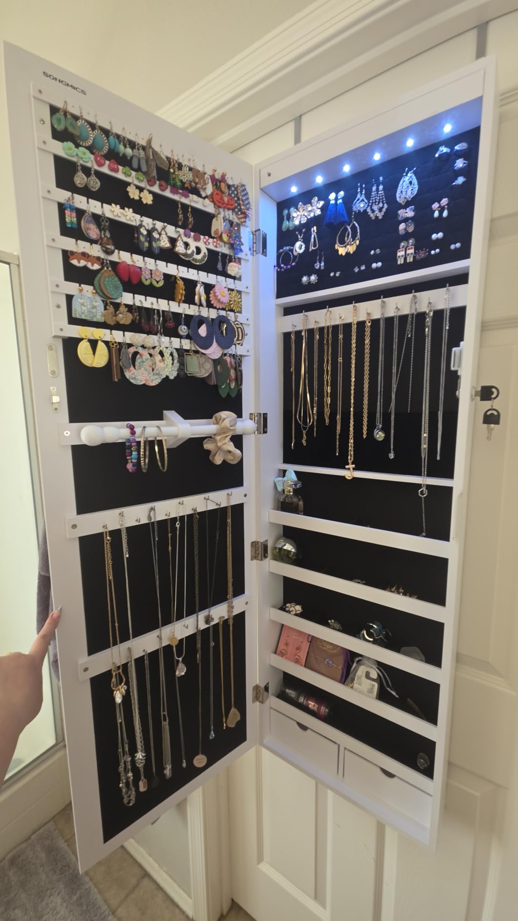 SONGMICS 6 LEDs Mirror Jewelry Cabinet, 47.2-Inch Tall Lockable Wall or Door Mounted Jewelry Armoire Organizer with Mirror, 2 Drawers, White UJJC93W customer photo 1