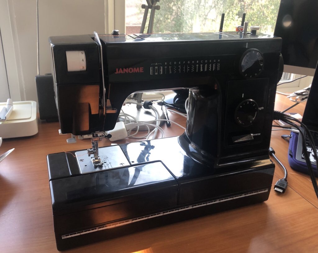 Janome HD1000BE HD1000 Black Edition All Metal Body Sewing Machine customer photo 1