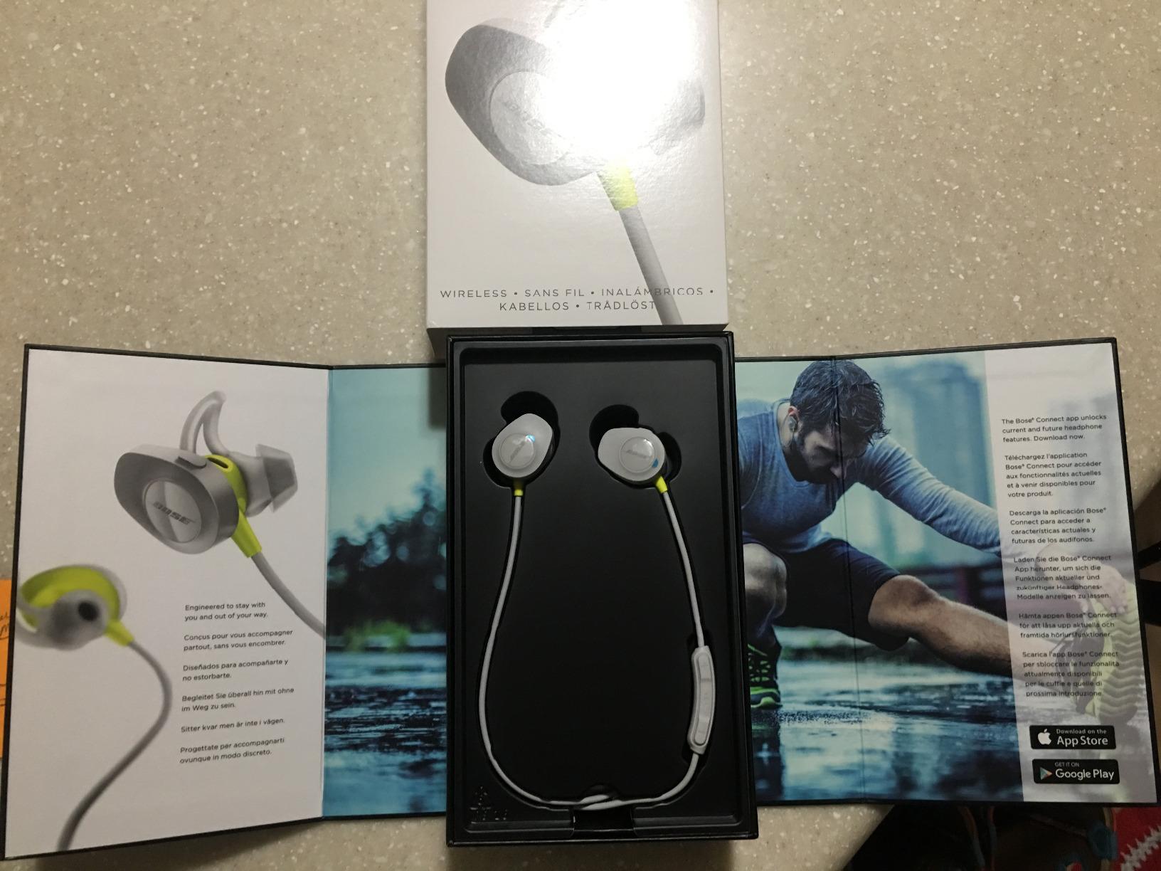Bose SoundSport, Wireless Earbuds, (Sweatproof Bluetooth Headphones for Running and Sports), Black customer photo 1
