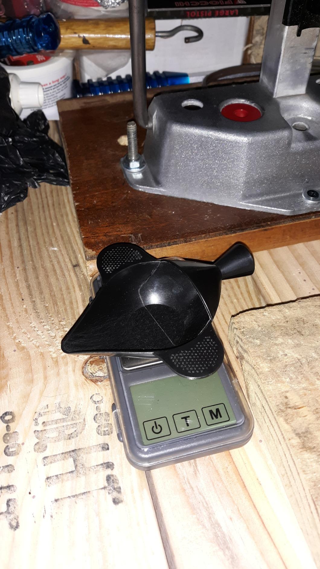 Lyman Pocket Touch 1500 Scale Kit with Powder Pal Funnel Pan & Handy Powder Scoop customer photo 1