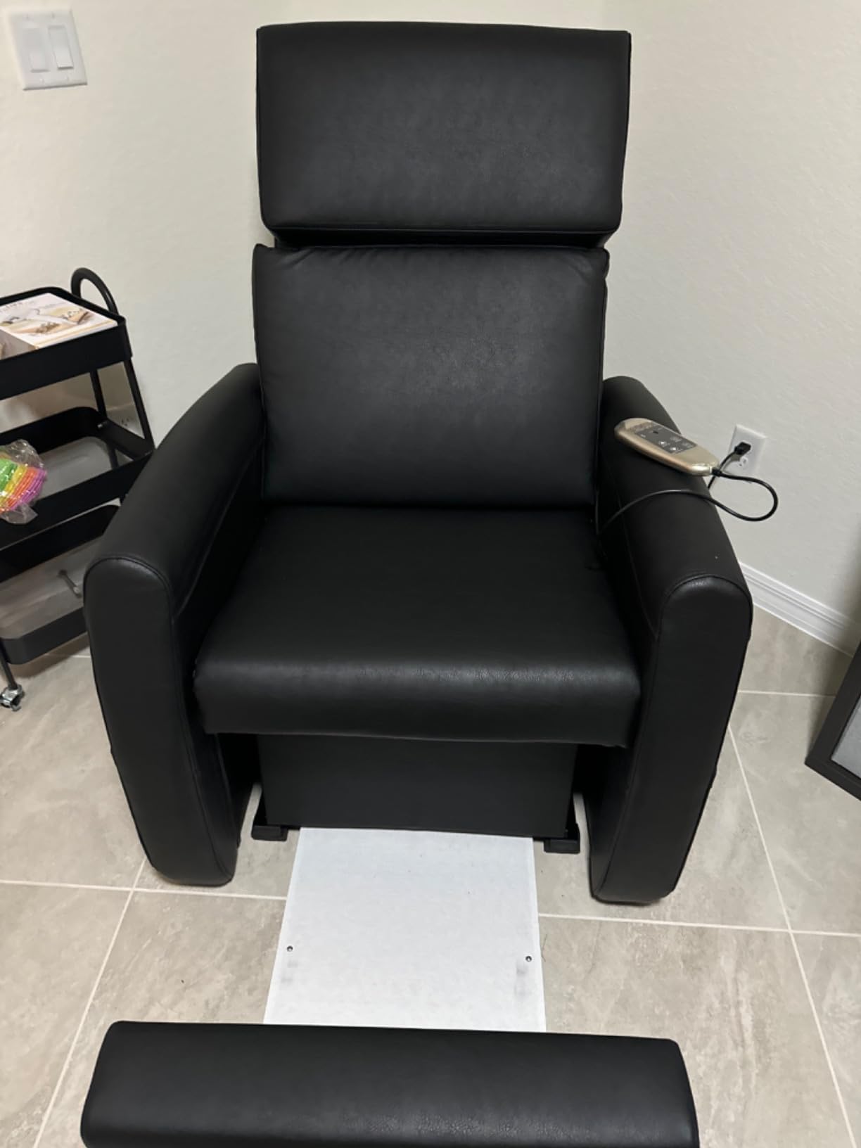 PS9 Pedicure Lounge Chair with Massage No Plumbing | Black Plush Upholstery, Any Footbath Compatible, Electric Recline & Massage, Retractable Platform, Storage Pouches, Spa Use customer photo 1