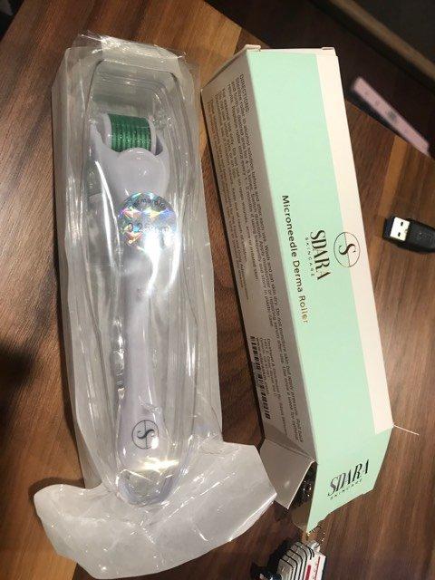 Derma Roller Microneedling Roller for Face - Includes Free Storage Case (Pack of 1) Unisex customer photo 1