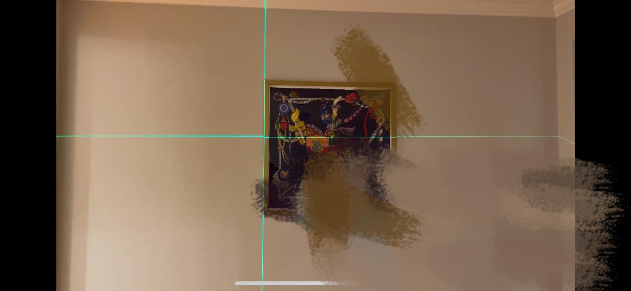 Huepar Laser Level, 100Ft Self Leveling Green Cross Line Laser for Picture Hanging, Tile, Decoration & DIY Construction - 360° Magnetic Base & AA Battery, Indoor Use customer photo 1
