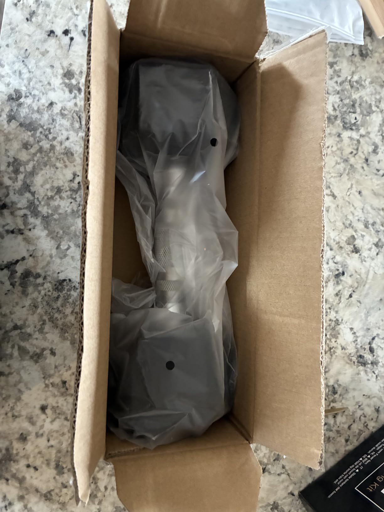 Amazon Basics Rubber Hex Dumbbell Hand Weight customer photo 2