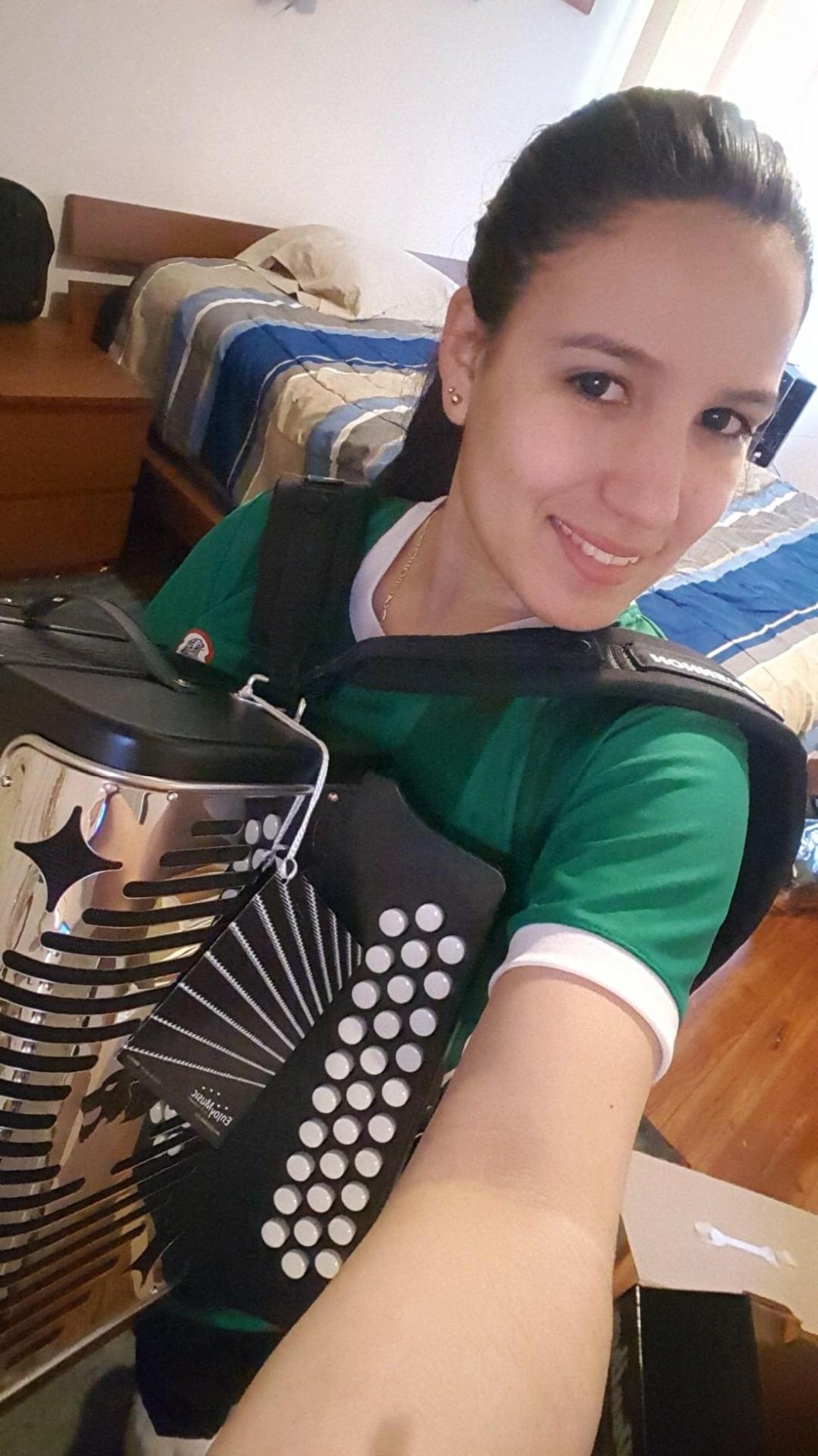 Hohner Panther Diatonic Accordion - Keys G/C/F Bundle with Gig Bag and Austin Bazaar Polishing Cloth customer photo 1