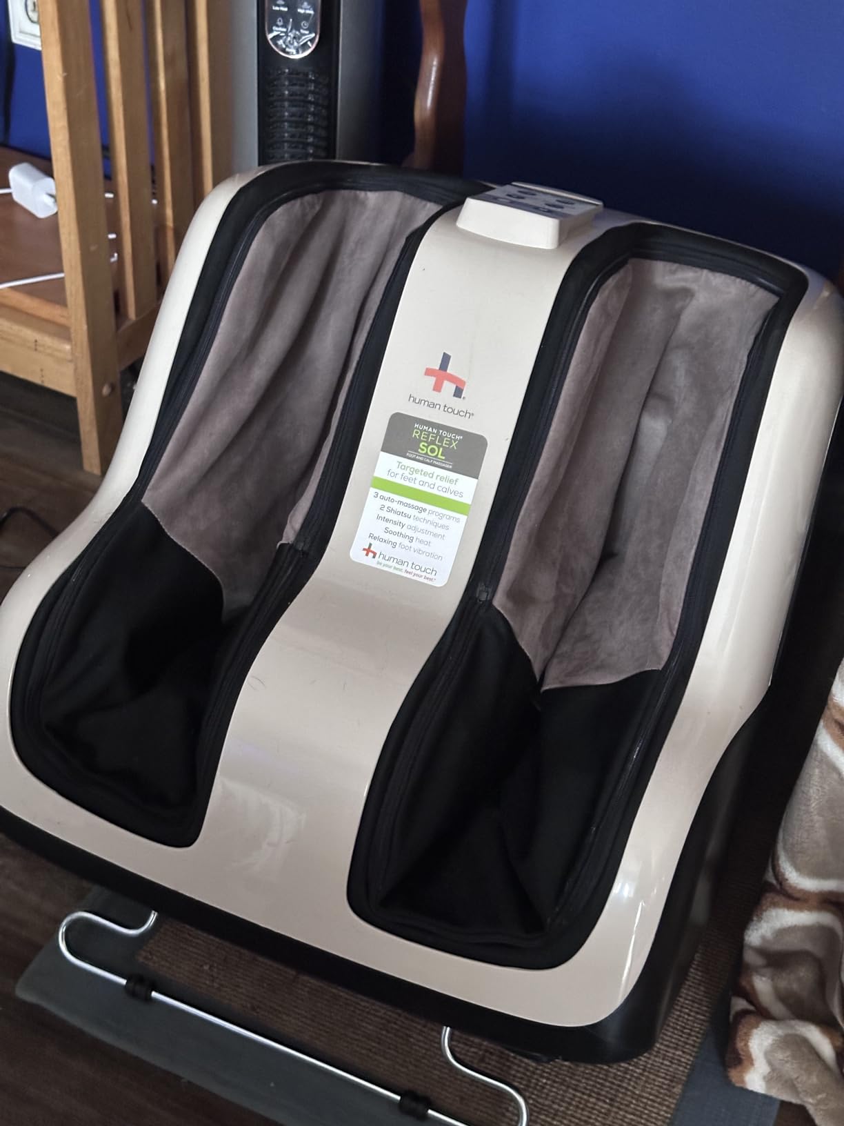 Human Touch Reflex SOL Foot & Calf Massager - Neuropathy - HSA/FSA Approved | Shiatsu Neuropathy Treatment Compression Edema Pain Relief Feet Aches Swell Calf Machine Electric Masajeador De Pies customer photo 2