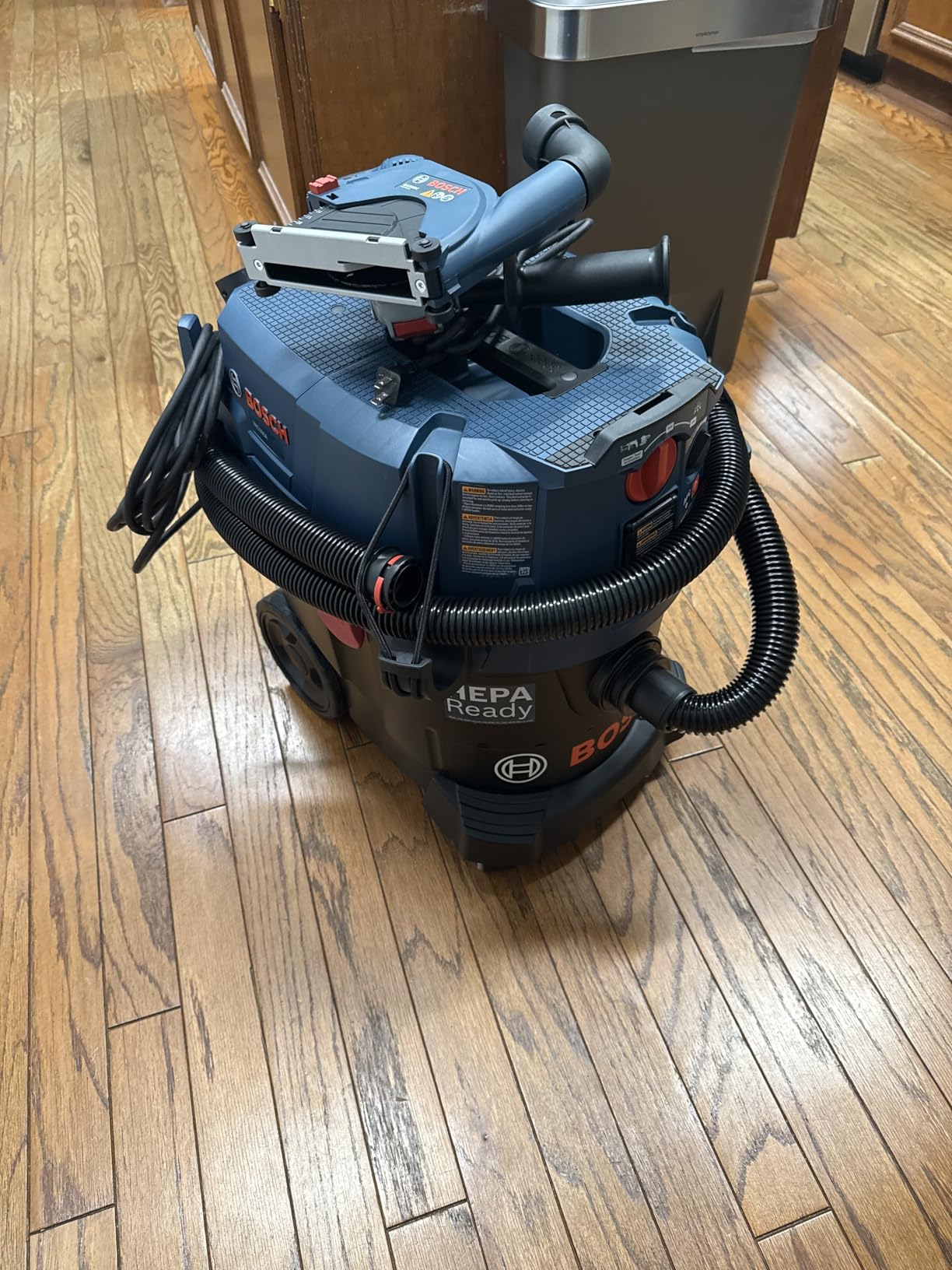 Bosch VAC090AH 9 Gallon Dust Extractor with Auto Filter for Grinder 1773AK | Power Tool Activation | Dust Control System | HEPA Filter System customer photo 2
