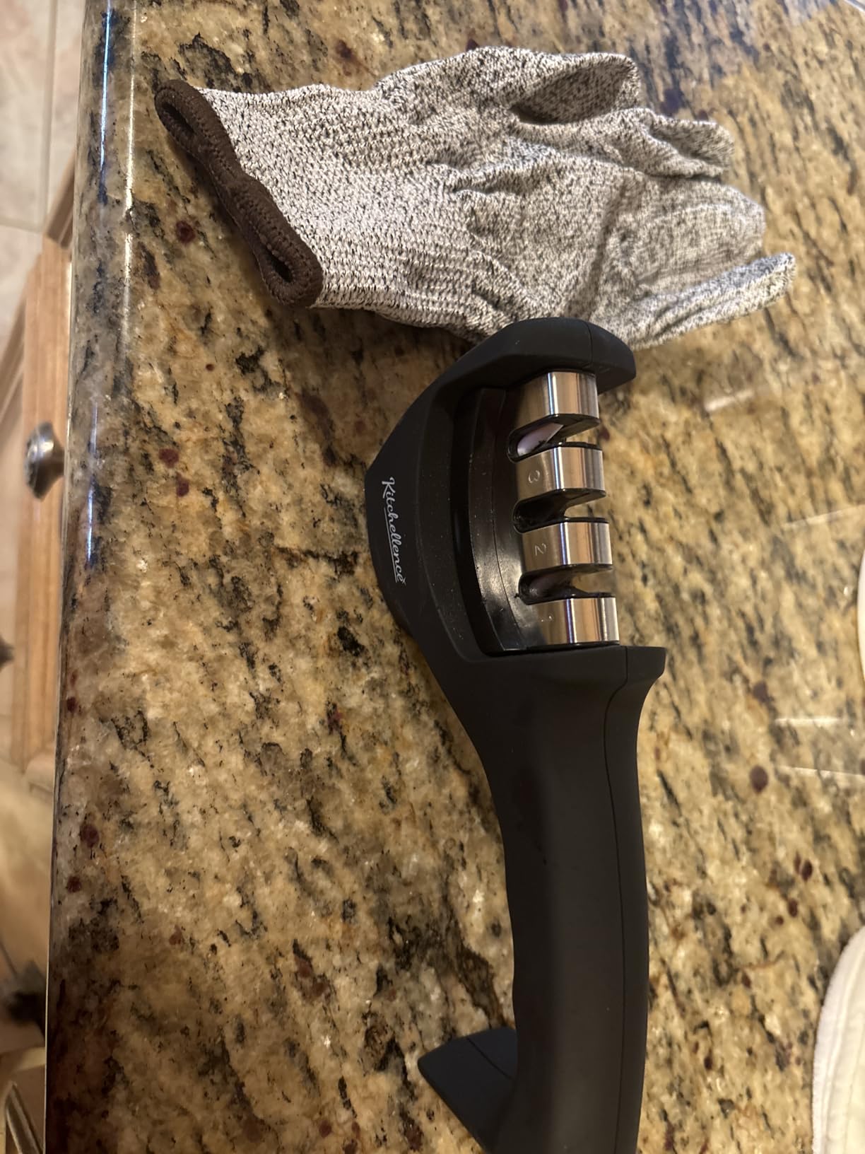 4-in-1 Kitchen Knife Accessories: 3-Stage Knife Sharpener Helps Repair, Restore, Polish Blades and Cut-Resistant Glove (Black) customer photo 1