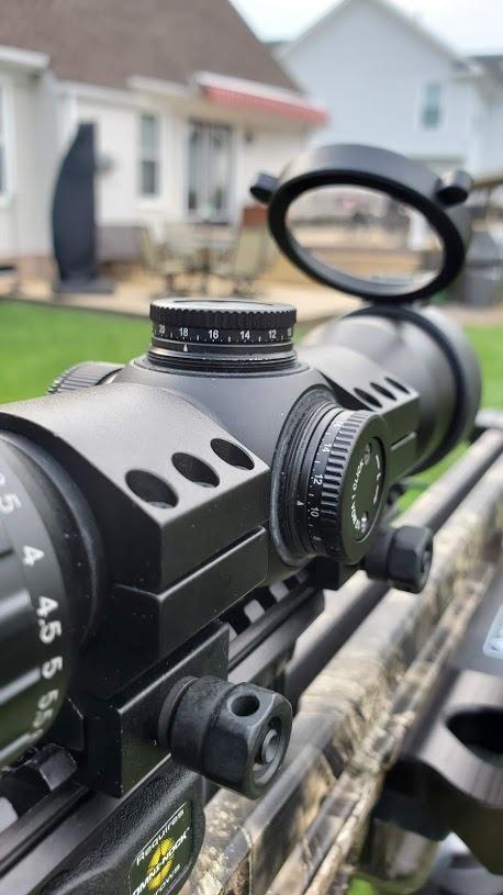 HAWKE XB30 Compact Crossbow Scope | 30mm Mono-Tube Wide Angle Shockproof Waterproof Fogproof Hunting Optic with H2 Optical System, Fast Focus Eyebell & Capped Low-Profile Turrets customer photo 1