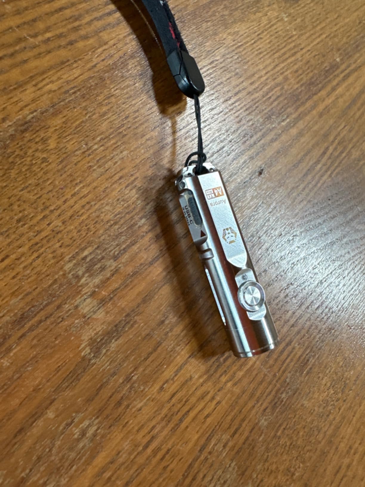 RovyVon A4 Pro Titanium Keychain Flashlight 650 Lumens USB C Rechargeable customer photo 1