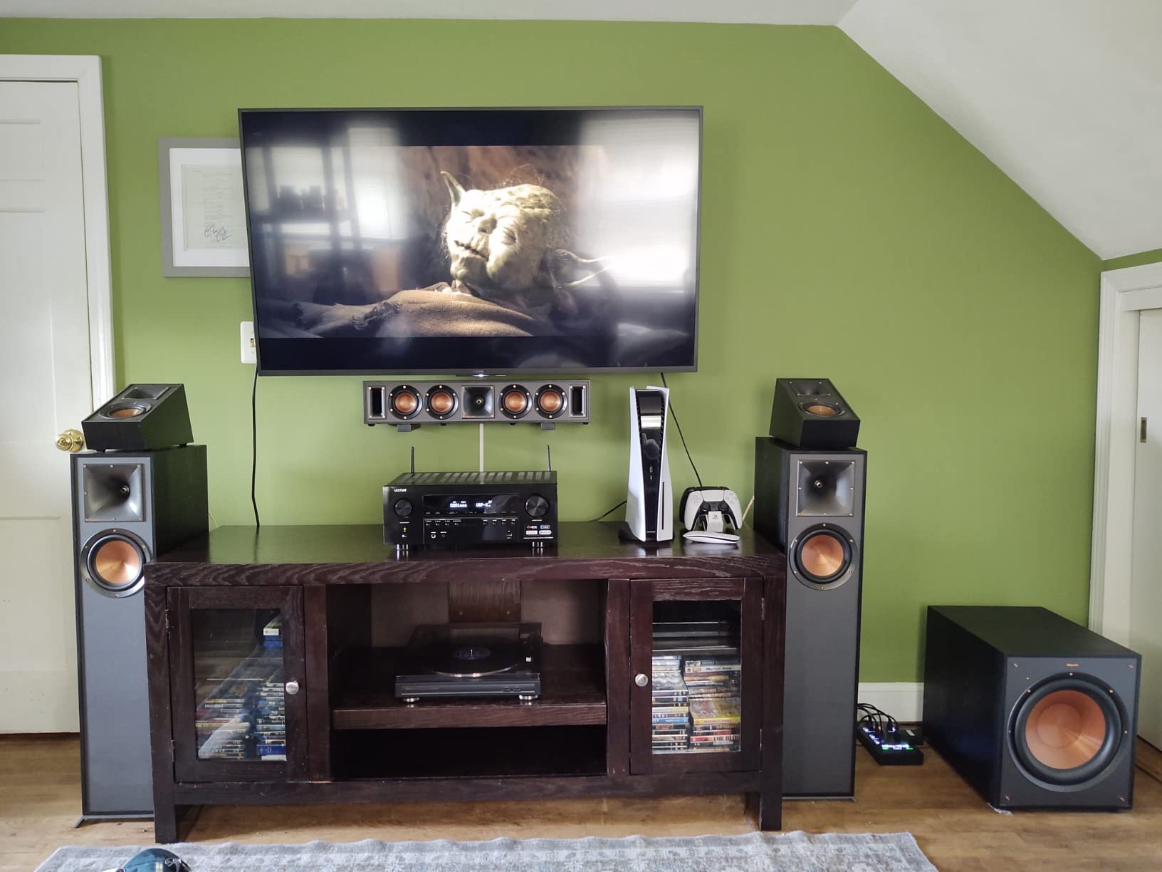 Klipsch Reference R-820F Floorstanding Speaker for Home Theater Systems with 8