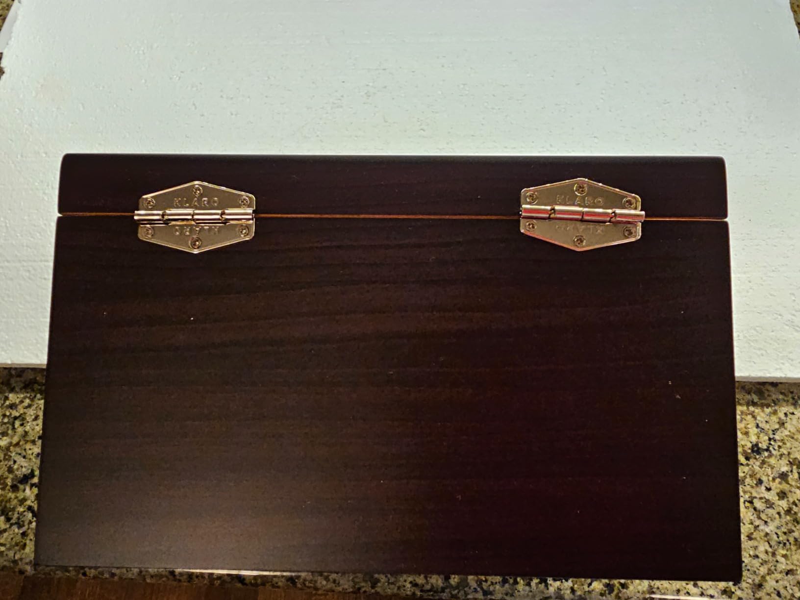 CASE ELEGANCE Renzo Glass Top Cigar Humidor with Cedar - Brown | Easy humidification system, accurate digital hygrometer customer photo 2