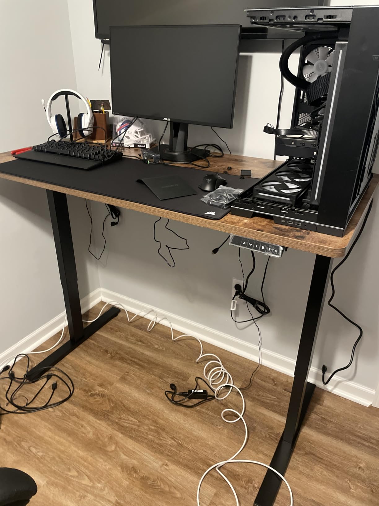 FLEXISPOT EN2 Whole-Piece Standing Desk with Clamp Power Strip, 55 x 28