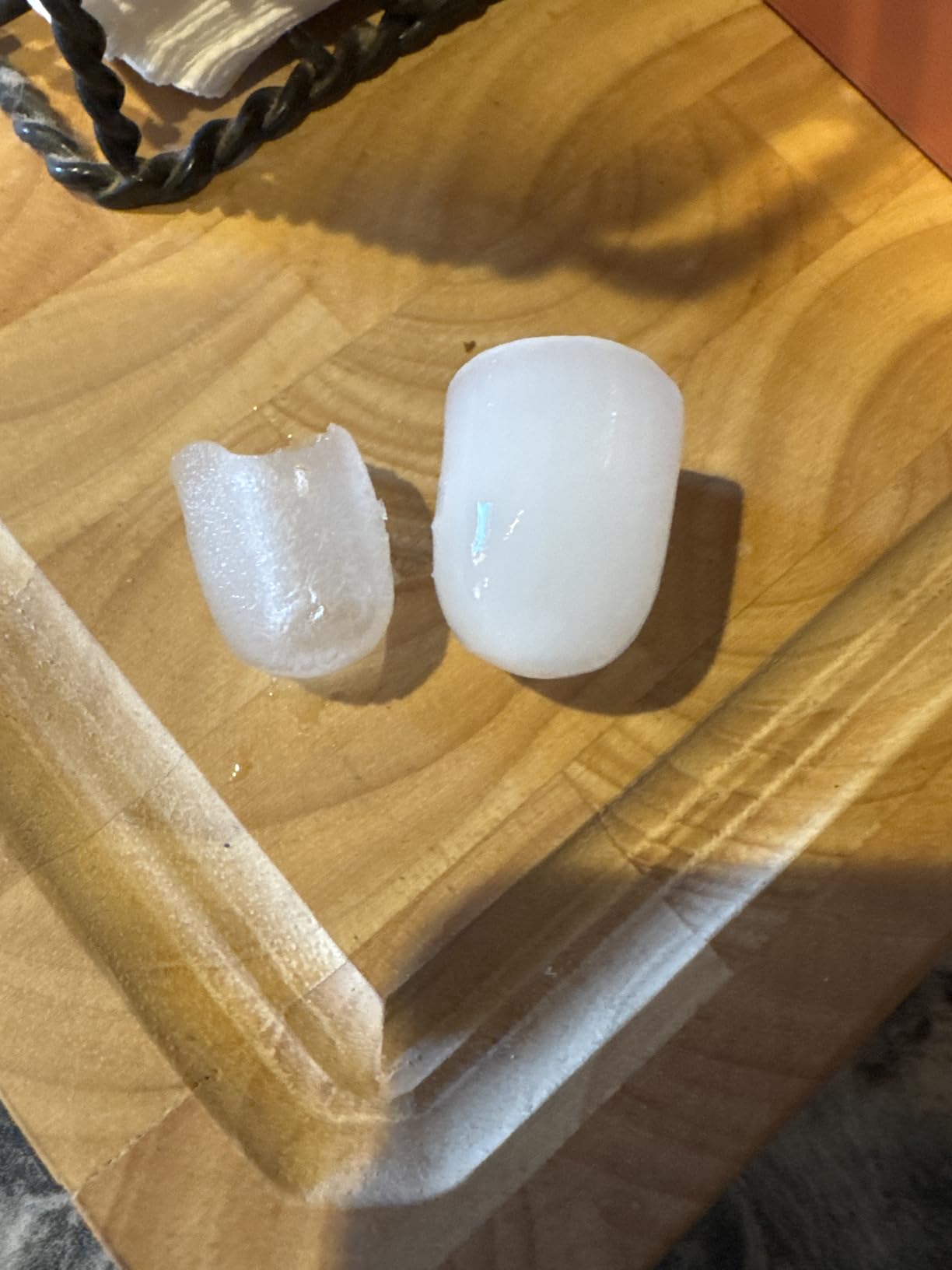 Frigidaire Countertop Portable, 26 lb per Day Bullet Ice Maker Machine (Black Stainless Steel) customer photo 2