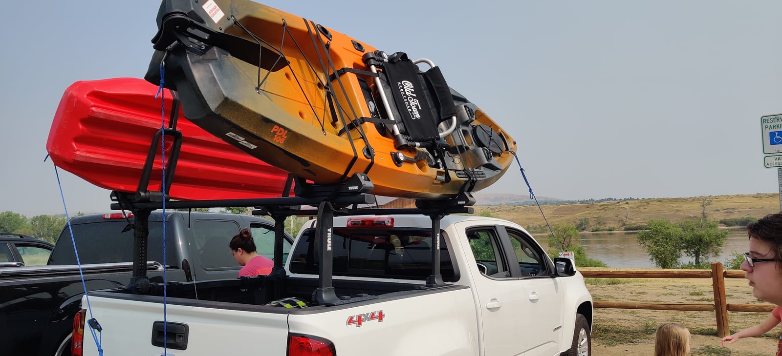 Thule Hull-a-Port Aero Rooftop Kayak Rack, Foldable Design customer photo 1
