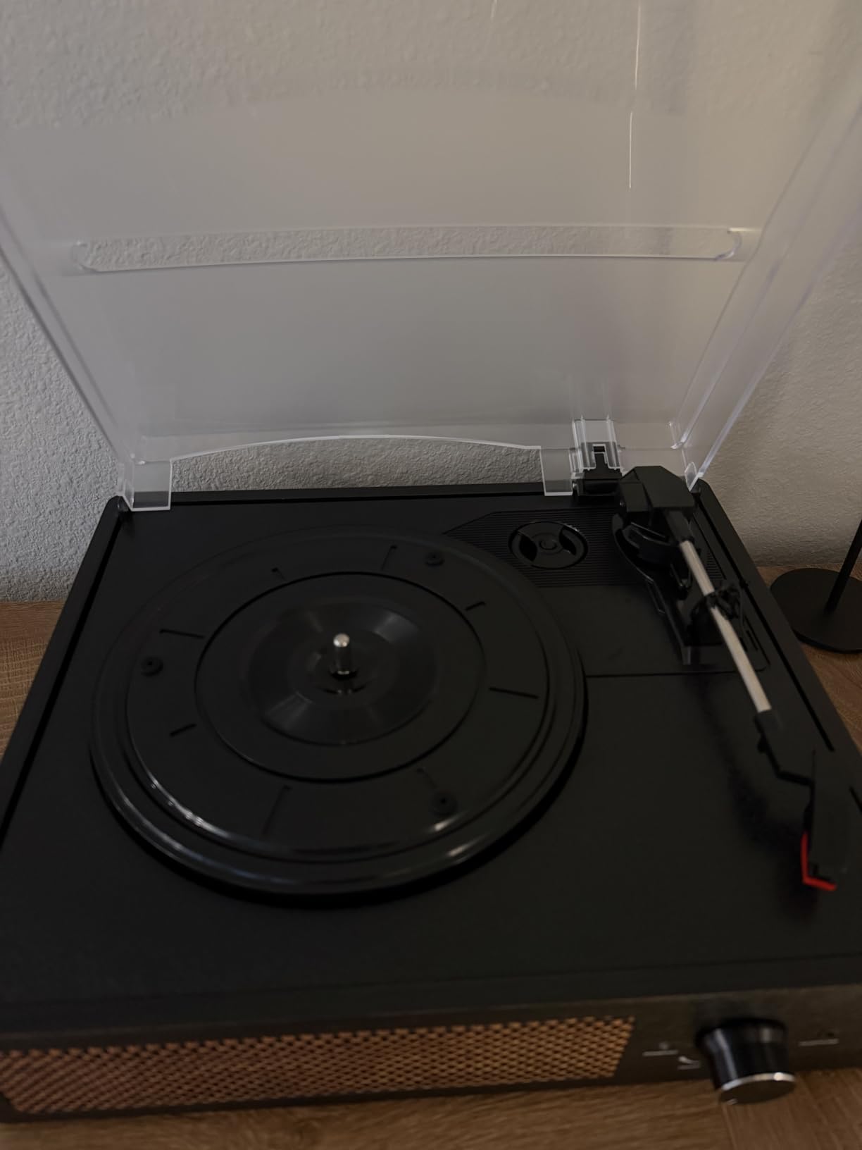 Vinyl Record Player Turntable with Built-in Bluetooth Receiver & 2 Stereo Speakers, 3 Speed 3 Size Portable Retro Record Player for Entertainment and Home Decoration customer photo 2