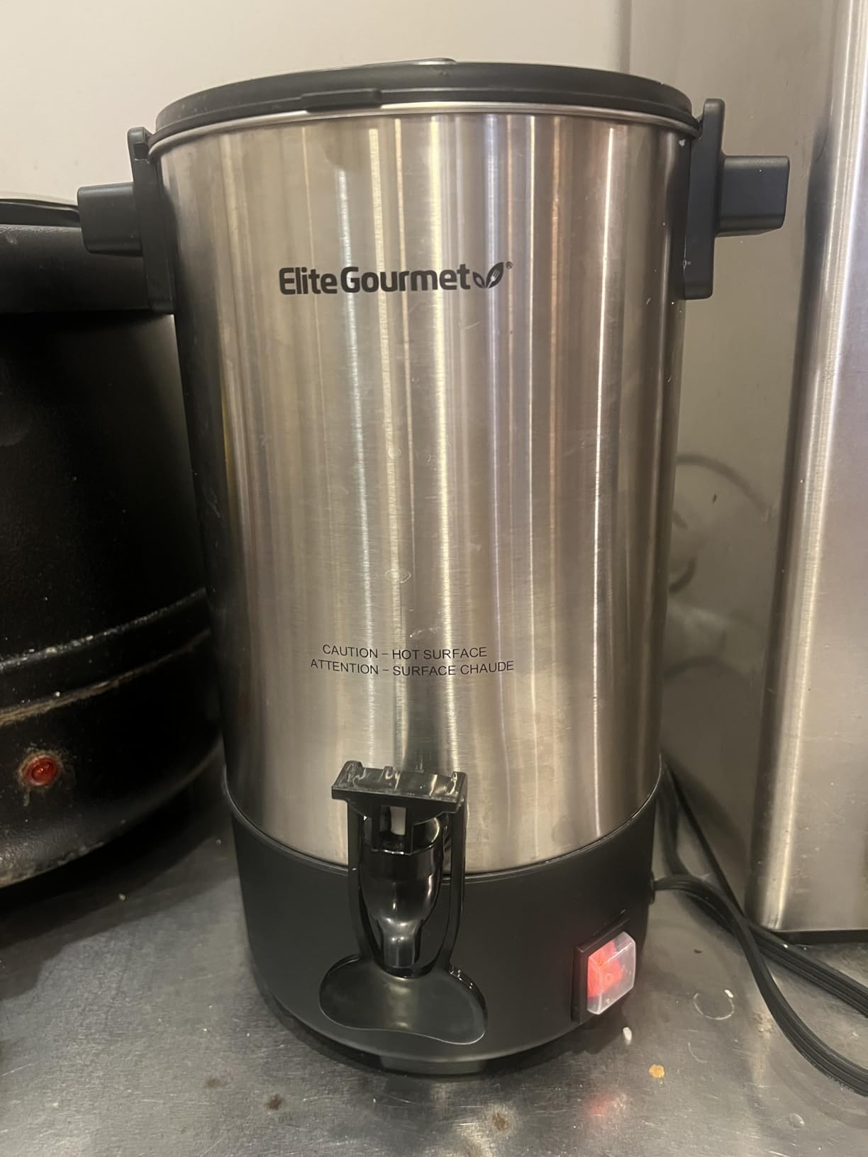 SYBO SR-CP-100B Commercial Grade Stainless Steel Percolate Coffee Maker Hot Water Urn for Catering, 100-Cup 16 L, Metallic customer photo 2