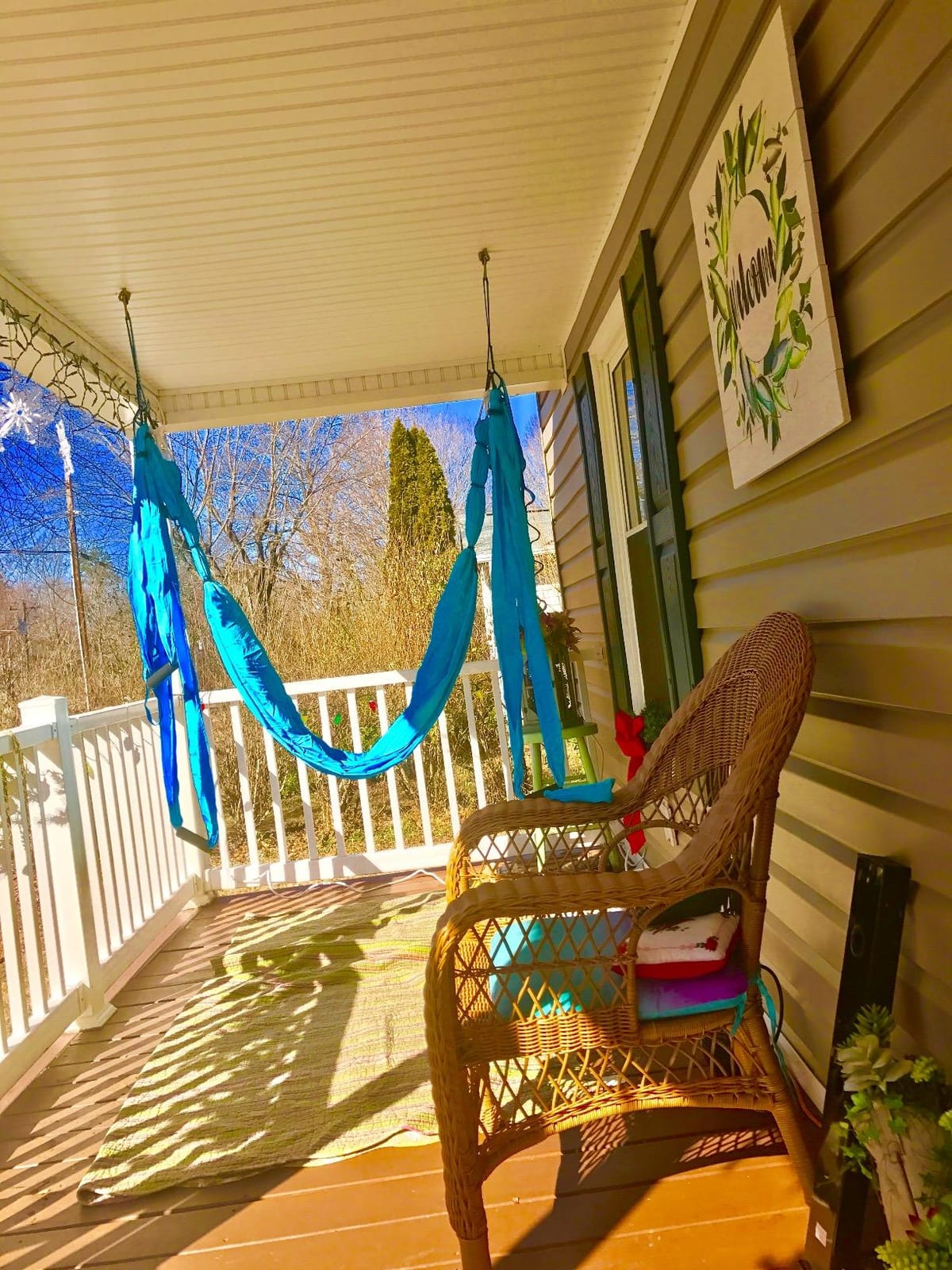 Aerial Yoga Swing Set - Hammock Hanging Swing - Sling Inversion Fly Kit - Antigravity Yoga Sling - Suspension Trapeze customer photo 2
