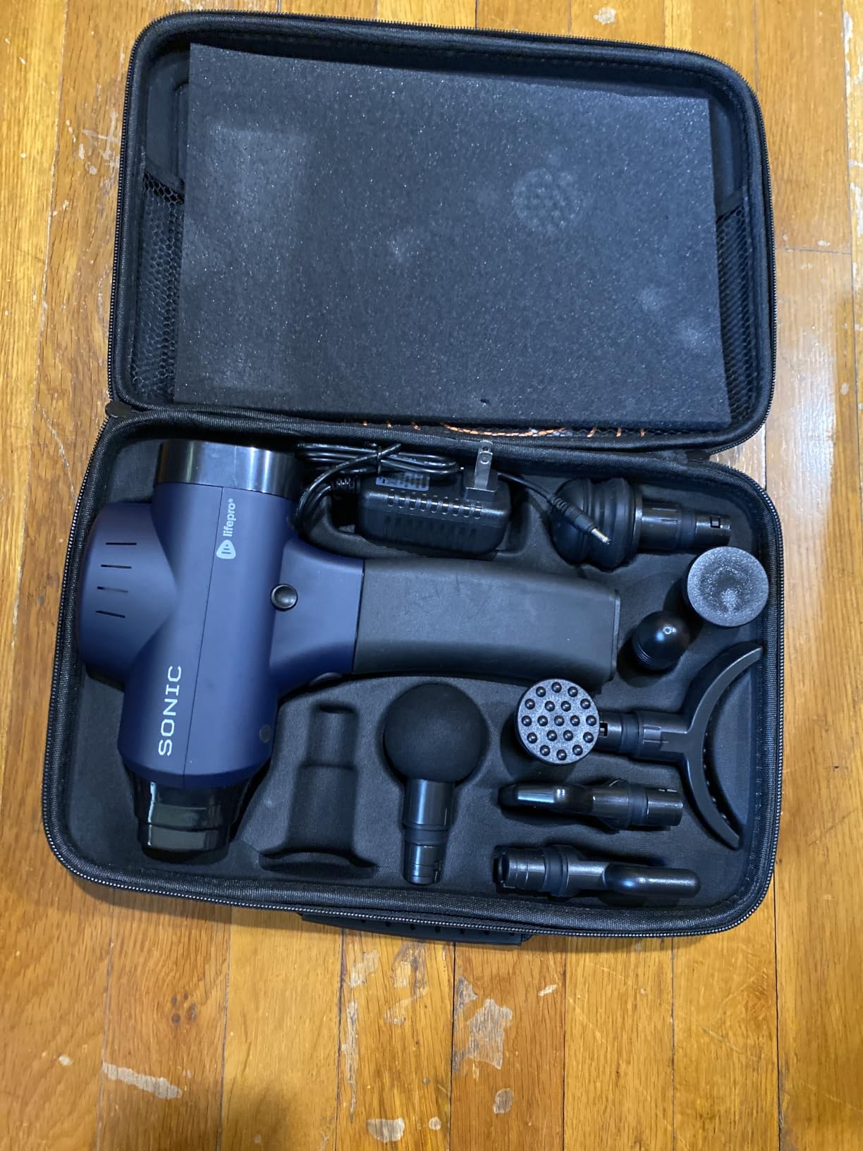 LifePro Sonic Massage Gun Percussion Muscle Massager, 8 Heads & 5 Speeds | Up to 6-Hr Runtime, Deep Tissue Massage Gun for Neck, Back, Calves, Quads, Feet, Trigger Points & Recovery Support customer photo 2