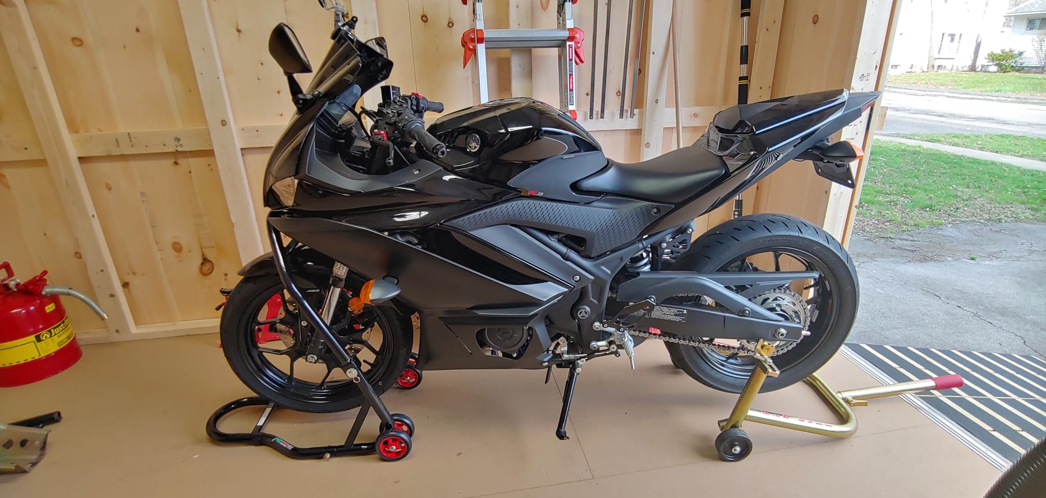 MOTO4U Motorcycle Stand Front Headlift Triple Tree Headlift Front Wheel Lift Stand- Sport Street Bike Motorcycle customer photo 1