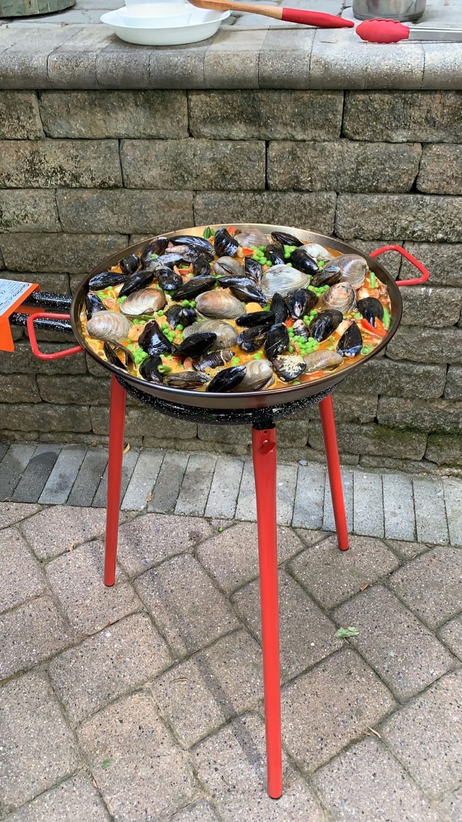Garcima Mediterraneo Paella Pan Set with Burner, 16 Inch Carbon Steel Outdoor Pan and Legs Imported from Spain (10 Servings), Black, (GAR-KIT) customer photo 2