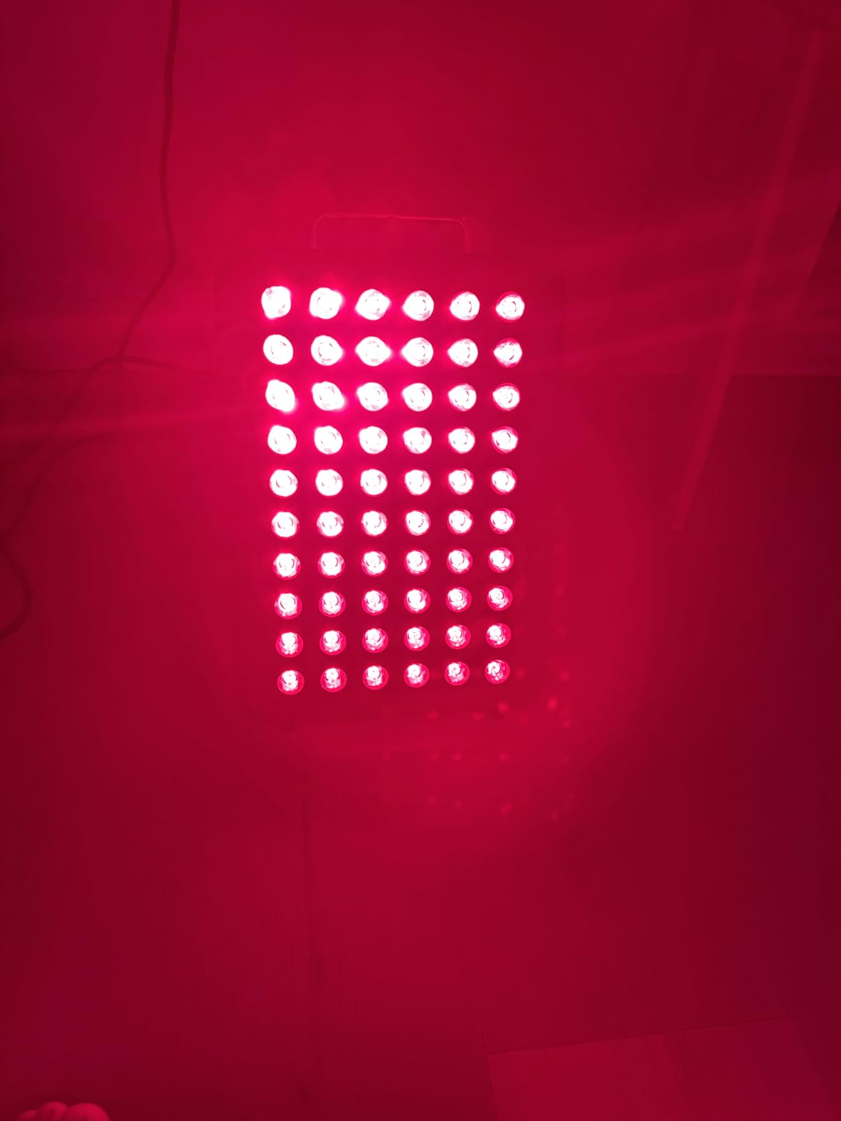 BestQool Red Light Therapy Panel BQ60, 660nm Red & 850nm Infrared Light, 105W | Elite-Grade Dual Chip Infrared Therapy, 3 Modes, Adjustable Stand for Home Use customer photo 1