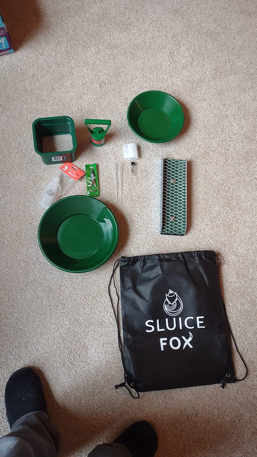 Compact Gold Prospecting Kit with 12