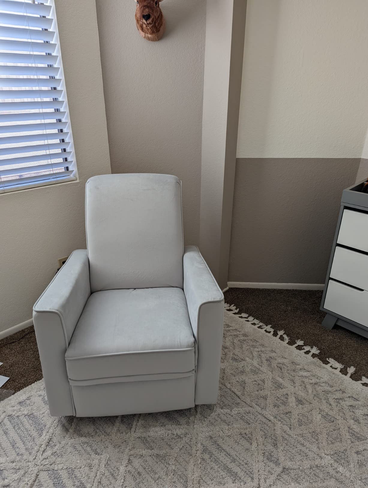 Evolur Harlow Upholstered Power Glider Recliner with USB Charging - Rocking & 275° Swivel with Smooth Glide - Greenguard Gold & FSC Certified - Modern Nursery and Living Room Chair in Grey customer photo 1