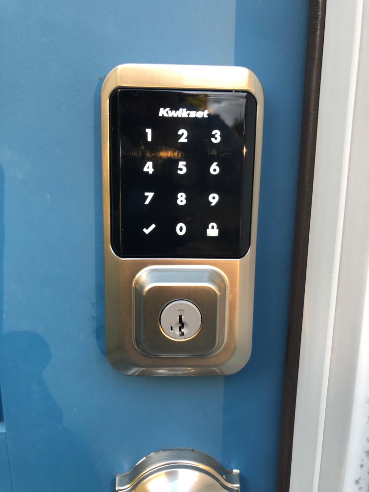 Kwikset Halo Wi-Fi Smart Lock, Keyless Entry Door Deadbolt, Geofence Auto-Unlock, Grade AAA Certified, No Hub Required Easy Install, Satin Nickel Lifetime Finish Warranty, Touchscreen customer photo 2